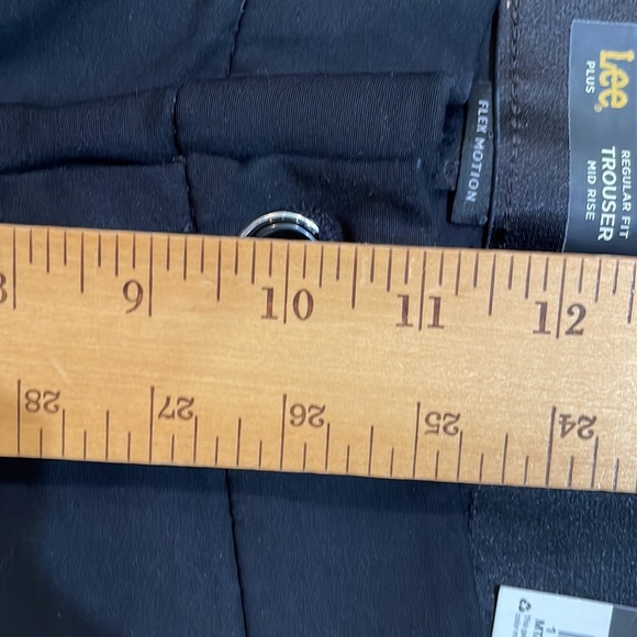 Lee Women Size 16W Petite Black Trousers Pant Stretch NWT Non-Binding Wa… - Picture 7 of 15